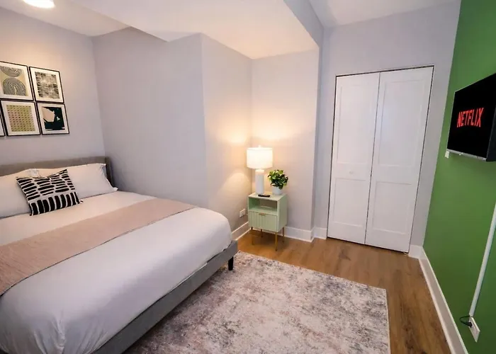Apartment Cozy 3br Garden Near Loyola & Downtown